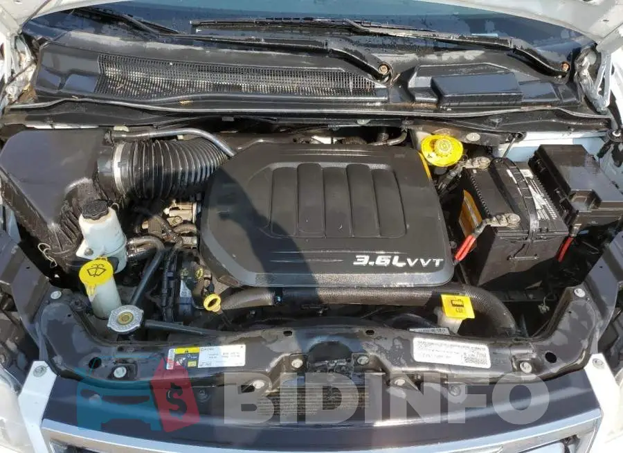 2C4RC1CG9FR501612 Photo# 12