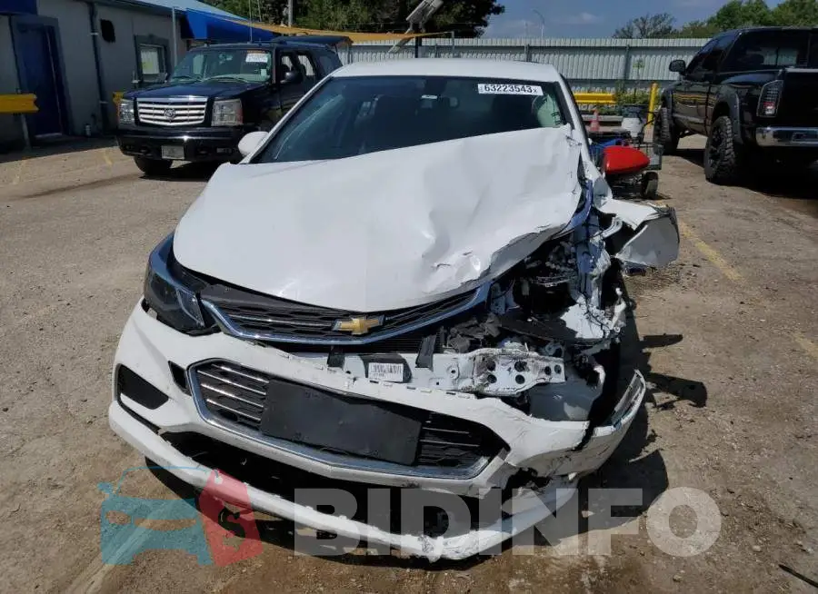 1G1BE5SM5J7179192 Photo# 5