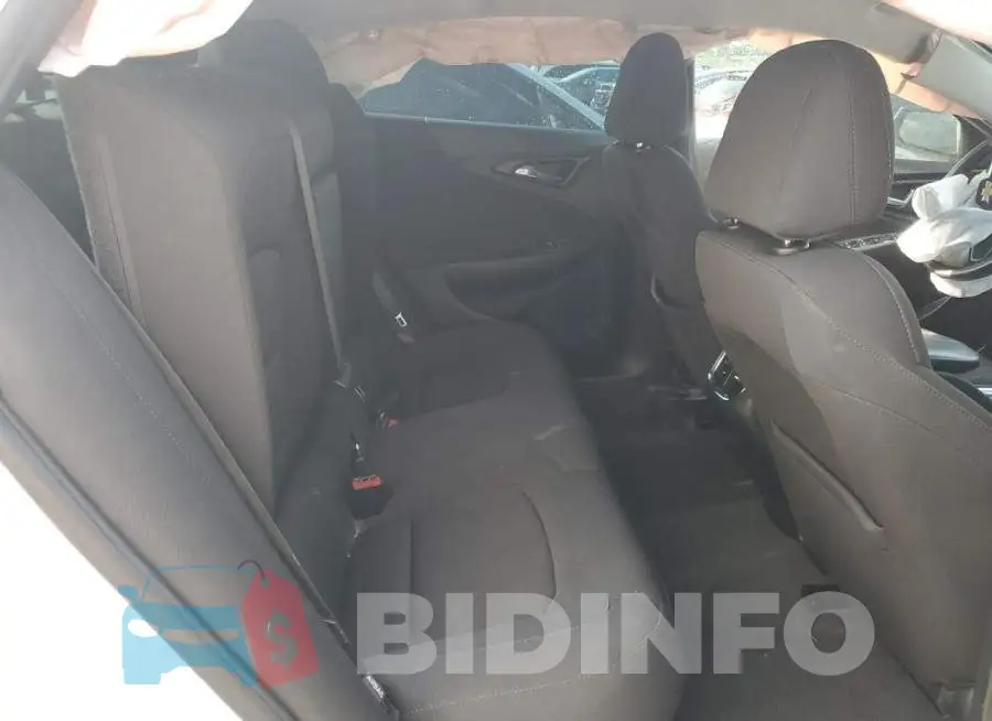 1G1ZD5ST9MF064811 Photo# 10