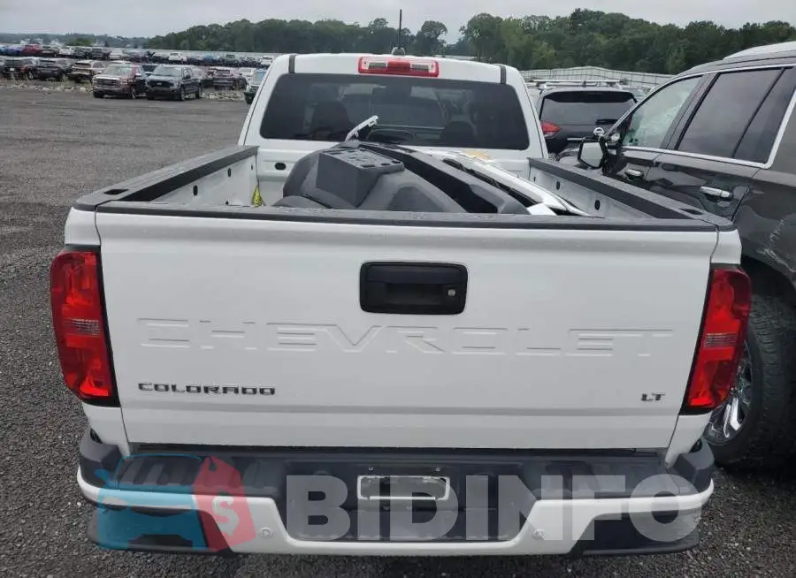 1GCHSCEA2M1235063 Photo# 6