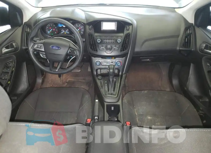 1FADP3F20JL298918 Photo# 8