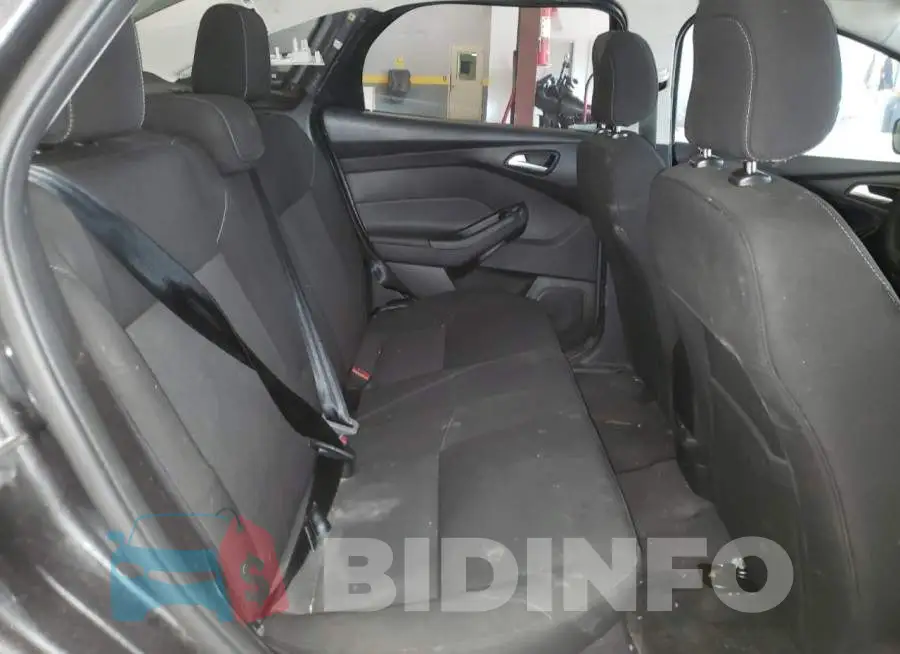 1FADP3F20JL298918 Photo# 10