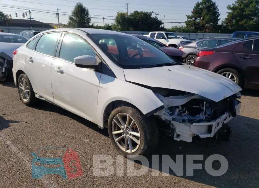 1FADP3F2XJL325008 Photo# 4