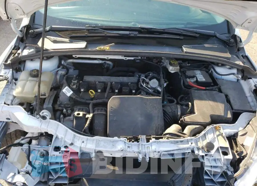 1FADP3F2XJL325008 Photo# 11