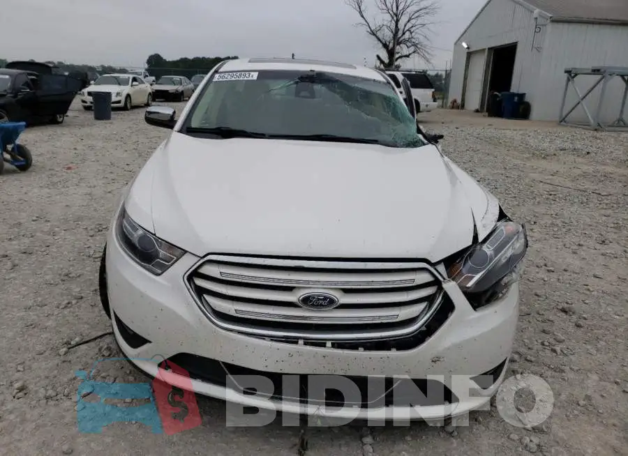 1FAHP2F88JG129917 Photo# 5