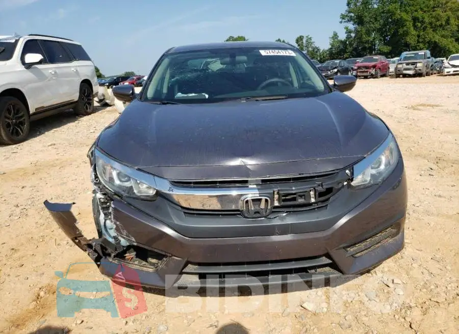 19XFC2F52HE075687 Photo# 5