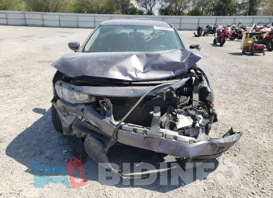 19XFC2F58HE036697 Photo# 5