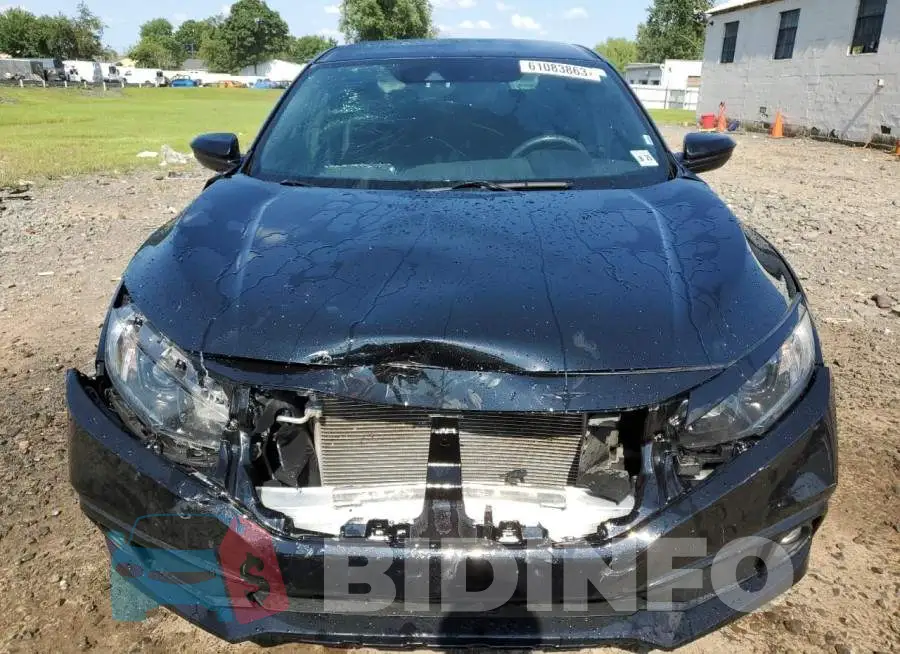 19XFC2F81LE027763 Photo# 5