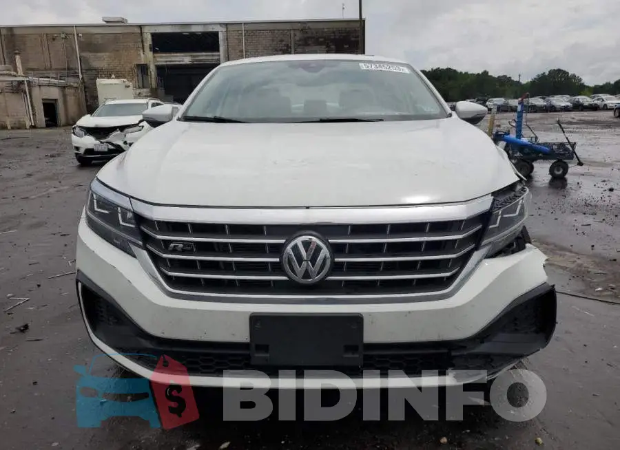 1VWMA7A33LC024549 Photo# 5