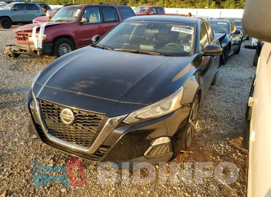1N4BL4CV4LC190358 Photo# 1