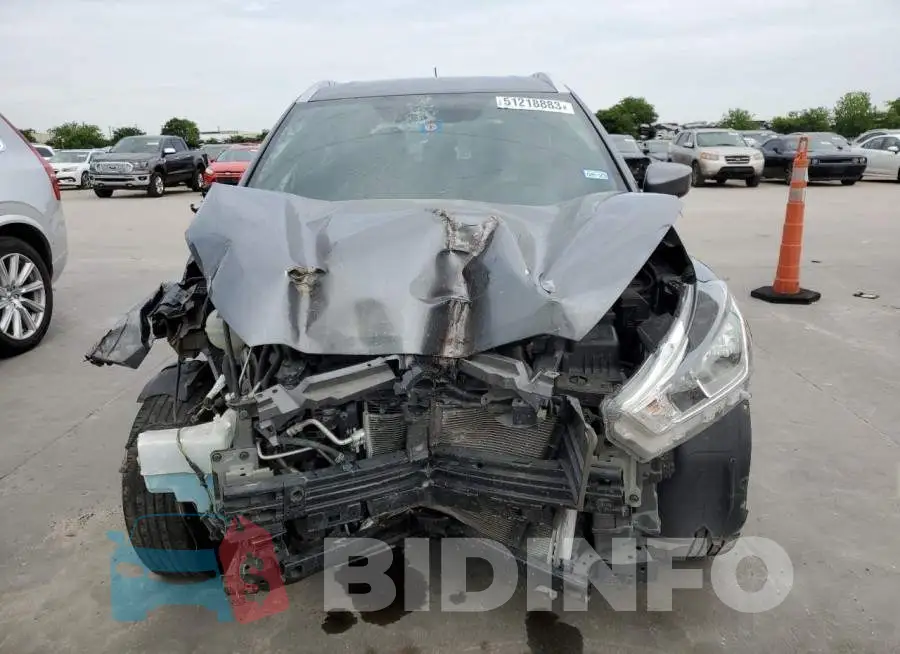 3N1CP5CU6JL533837 Photo# 5