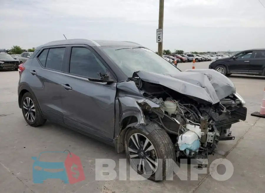 3N1CP5CU6JL533837 Photo# 4