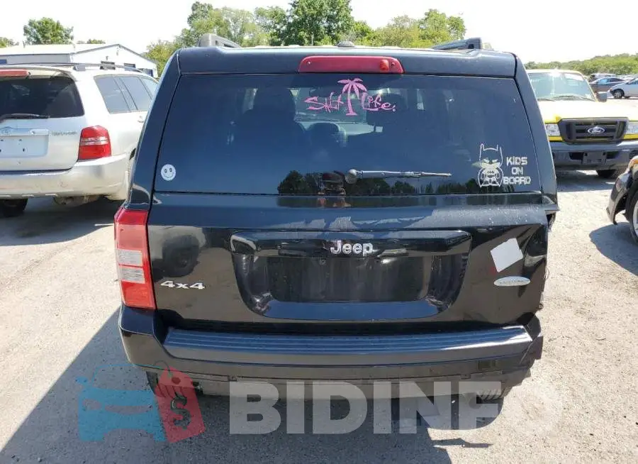 1C4NJRFB3GD782846 Photo# 6