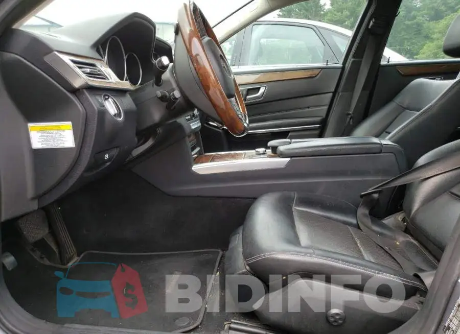 WDDHF8JB2EA891819 Photo# 7