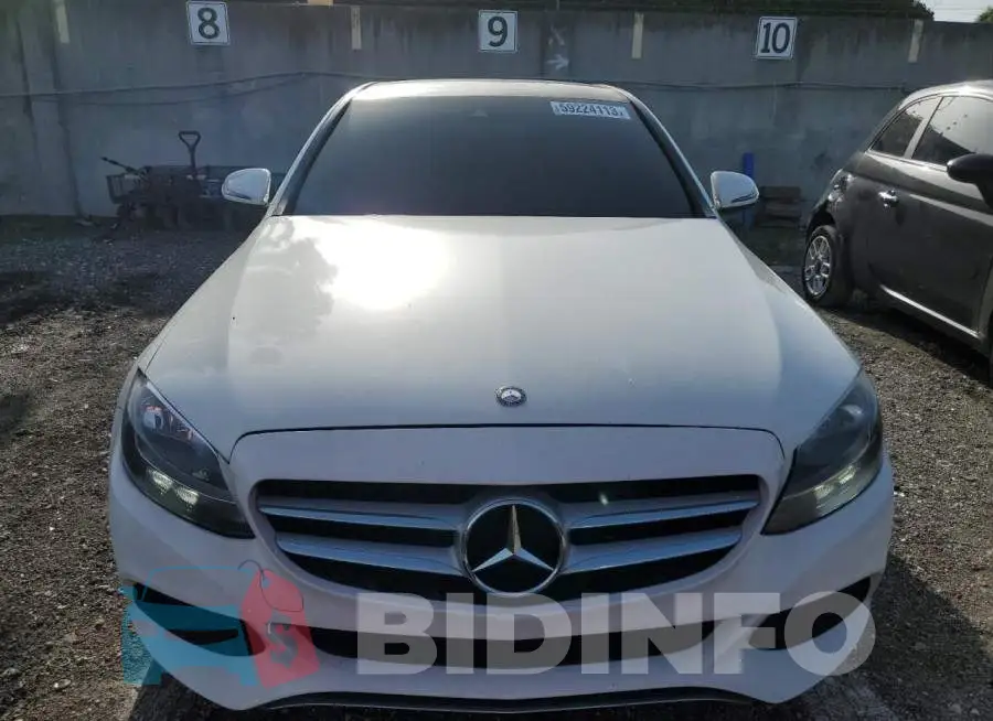 WDDWF4JB9GR132492 Photo# 5
