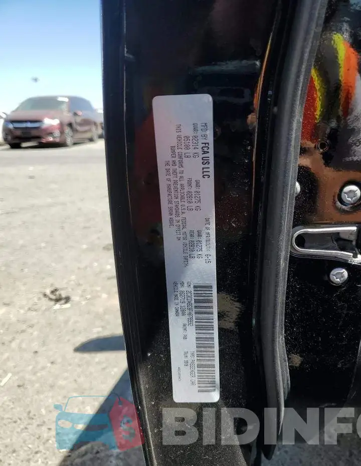 2C3CDXBG9FH878992 Photo# 12