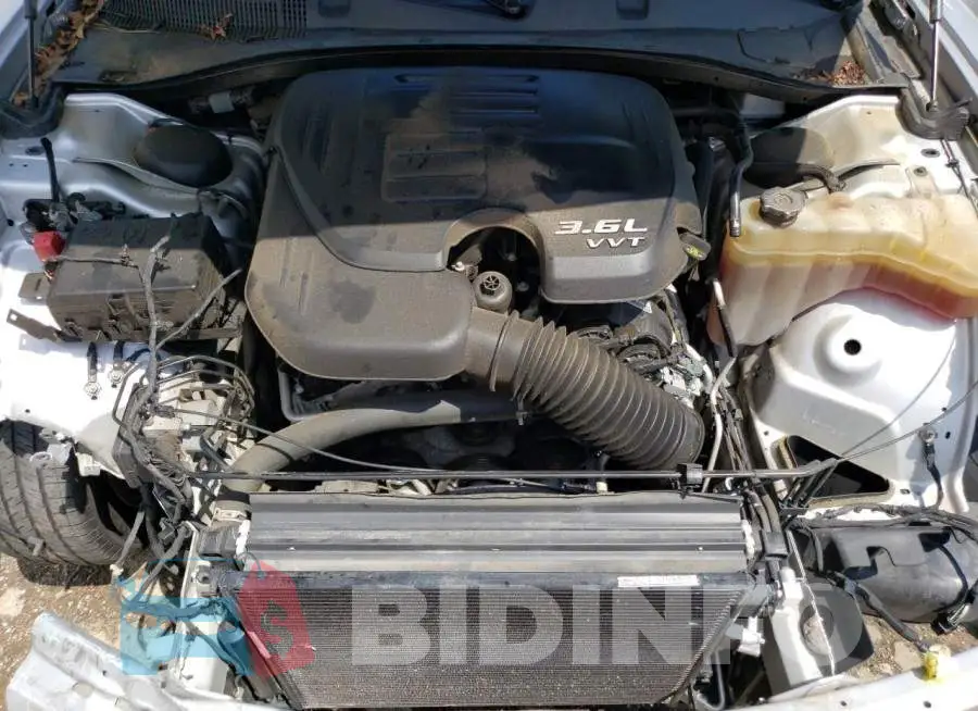 2C3CDXBGXKH720302 Photo# 11