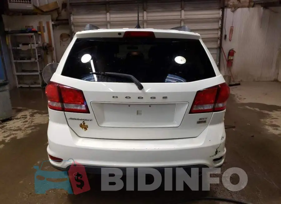 3C4PDCBG5GT126723 Photo# 6