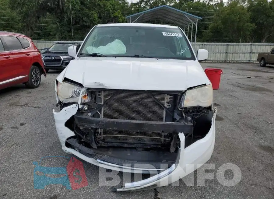 2C4RC1BGXER285849 Photo# 5