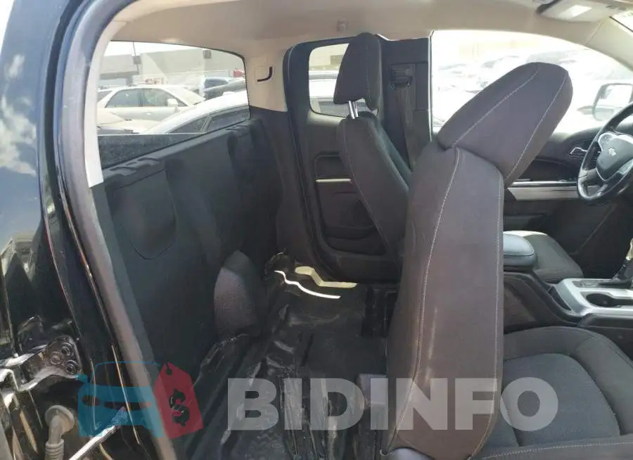 1GCHSCEA3M1215274 Photo# 10