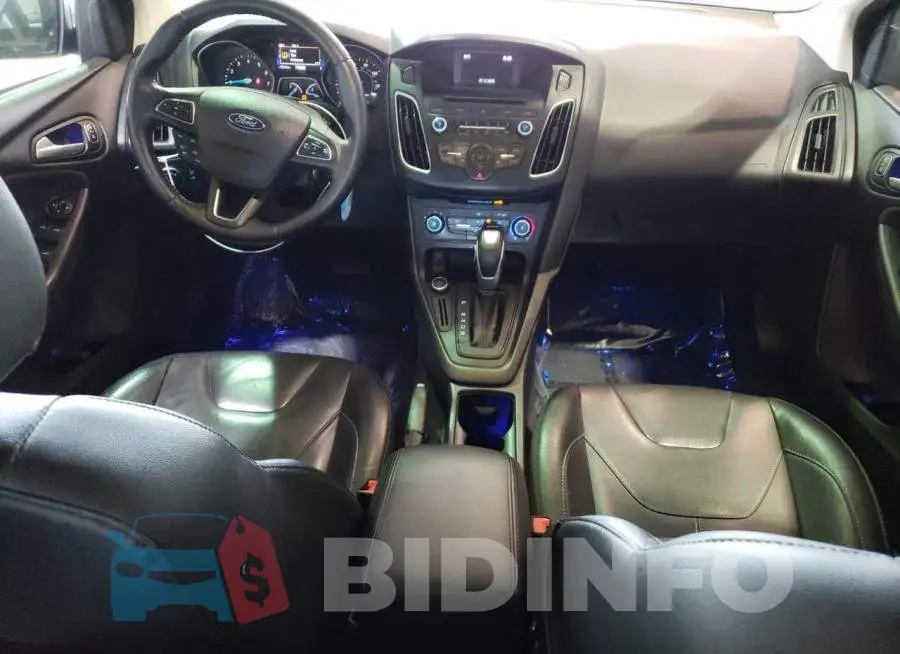 1FADP3F20FL360339 Photo# 8
