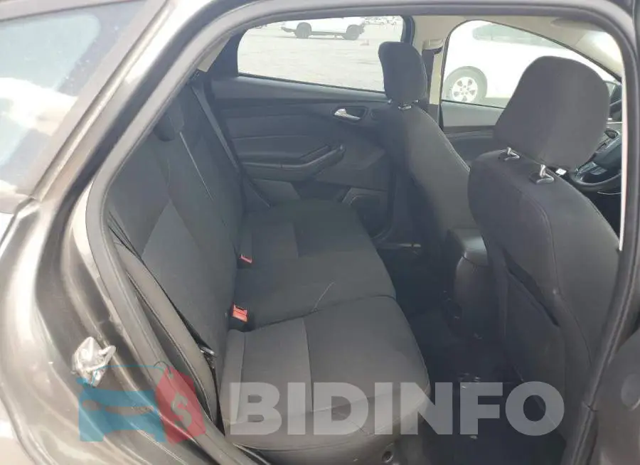 1FADP3M29HL276641 Photo# 10