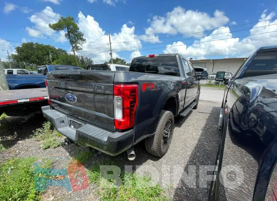 1FT7W2B60KEF37290 Photo# 4