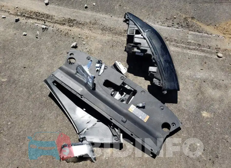 2FMPK4J96LBA55015 Photo# 13