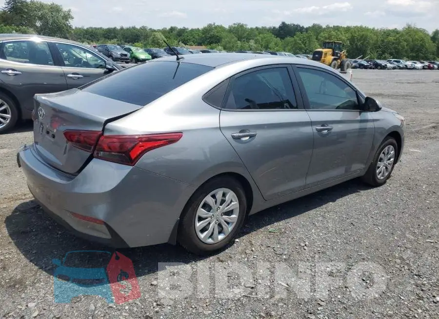 3KPC24A67NE155483 Photo# 3