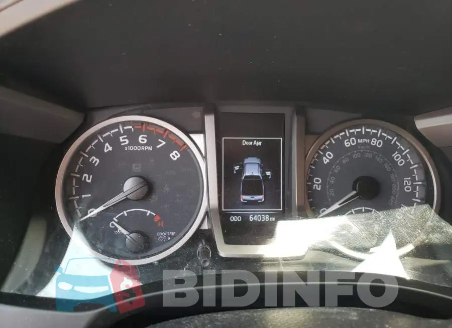 3TYAX5GN5MT015292 Photo# 9