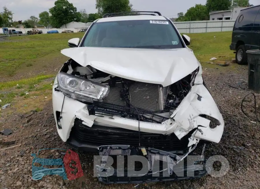 5TDBZRFH9KS920354 Photo# 5