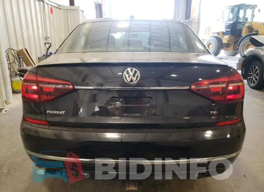 1VWDT7A38HC009790 Photo# 6