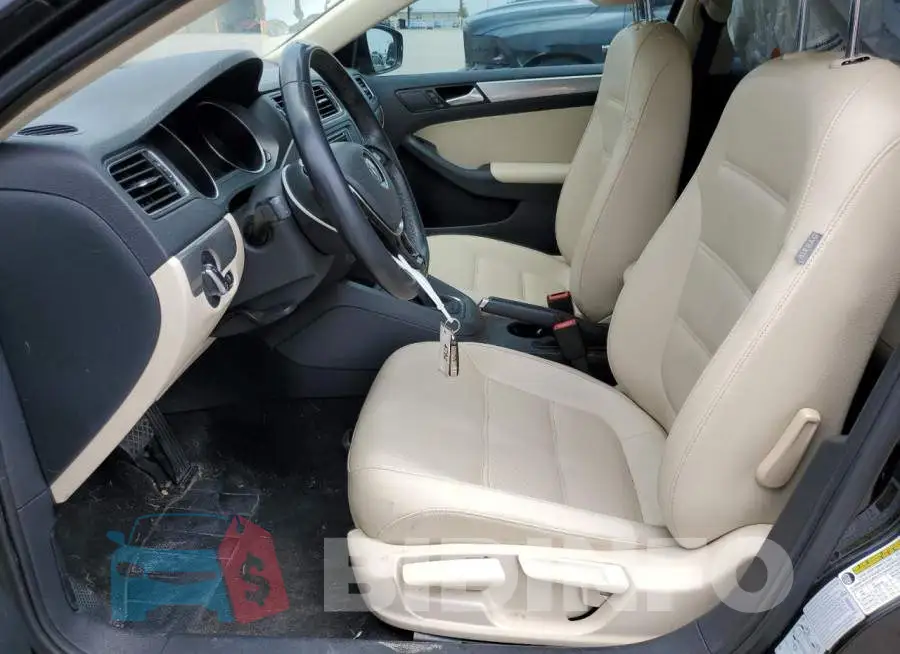 3VWDB7AJ7HM201654 Photo# 7