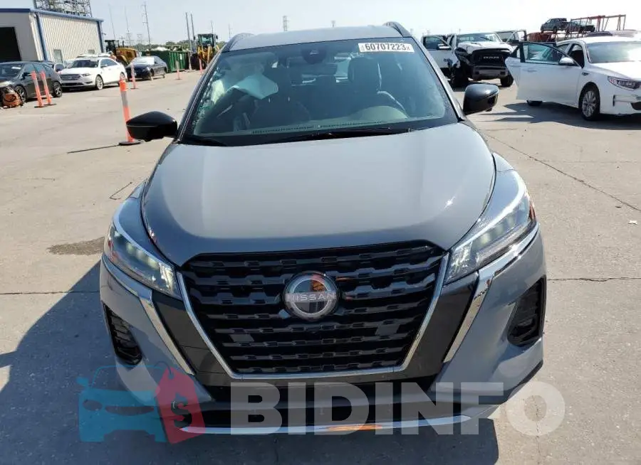 3N1CP5DV6PL537824 Photo# 5