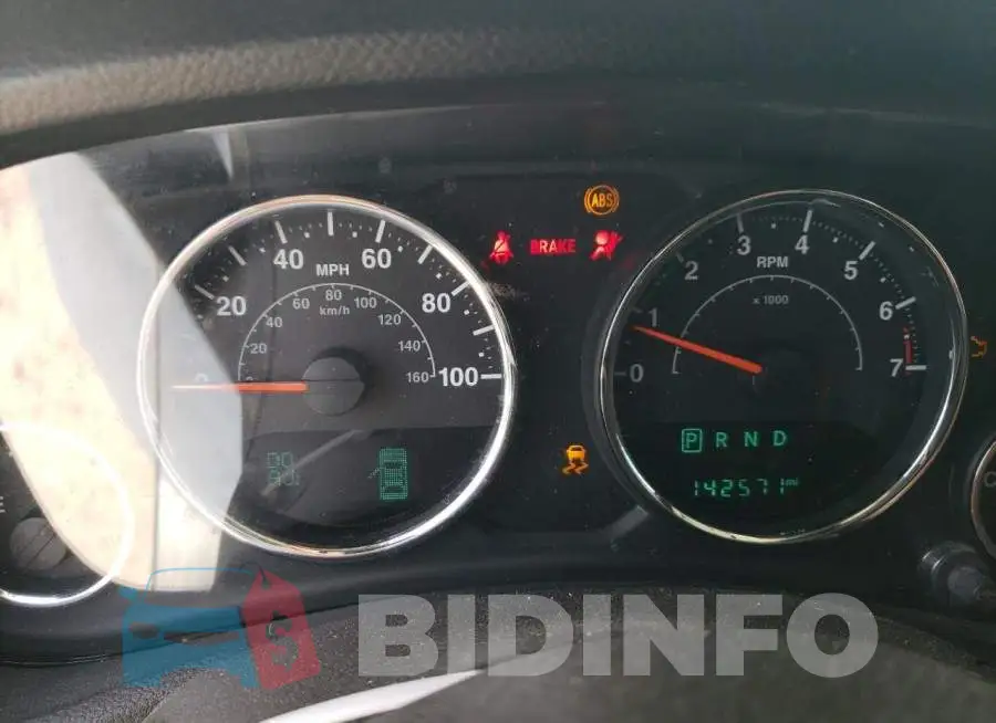 1C4BJWDG3GL327596 Photo# 9