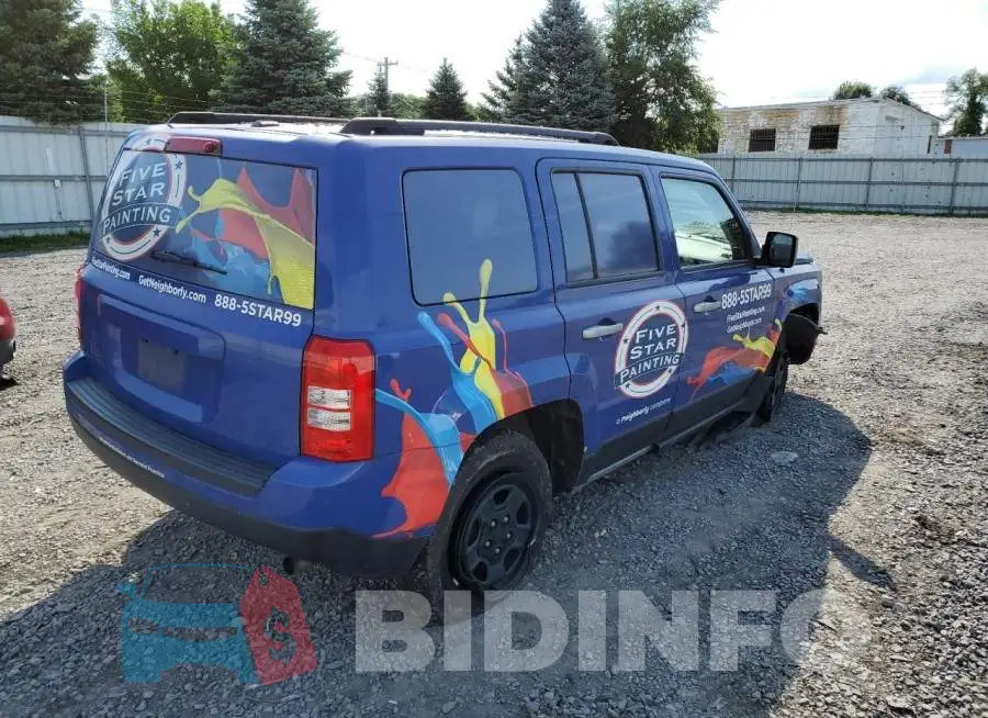 1C4NJRBBXHD173261 Photo# 3