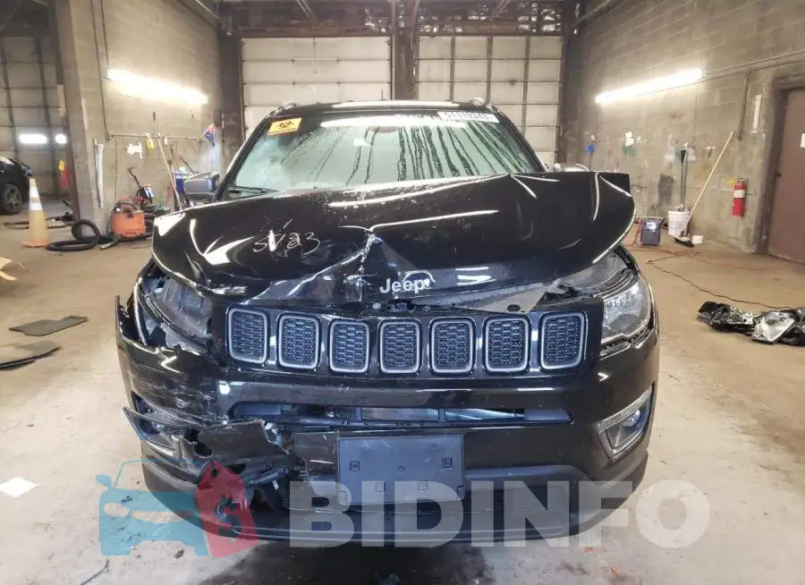 3C4NJDEB8MT524817 Photo# 5