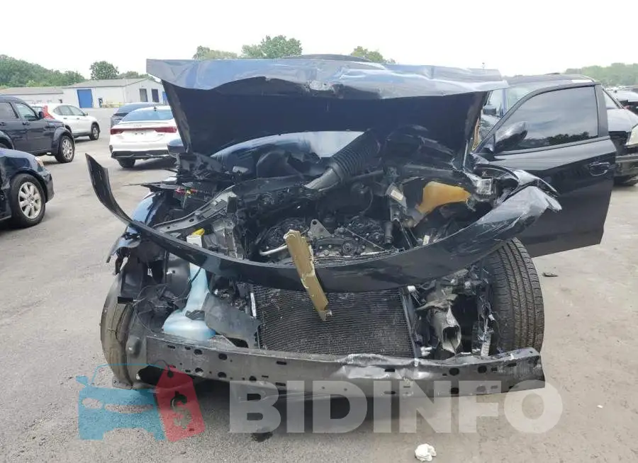 2C3CDXBG3KH658015 Photo# 5