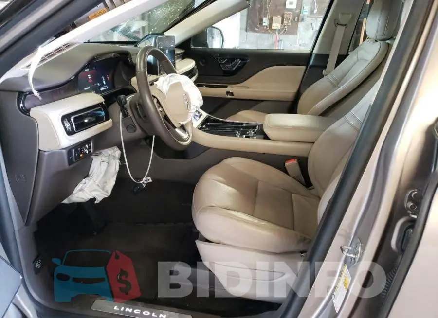 5LM5J7XC8LGL08744 Photo# 7