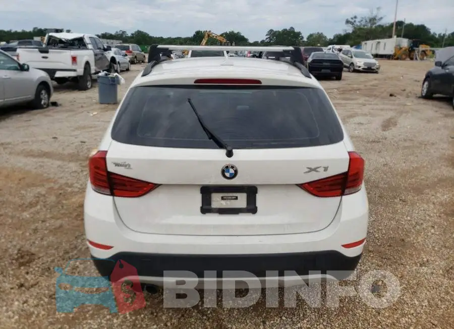 WBAVM1C50EVW53832 Photo# 6