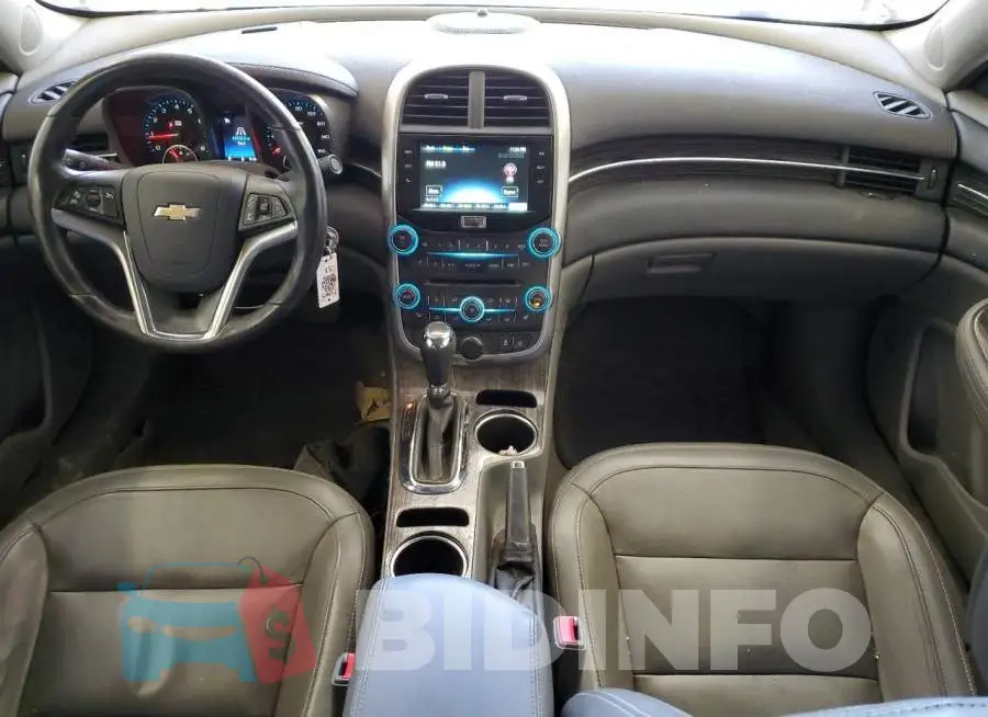 1G11E5SX2FF212233 Photo# 8