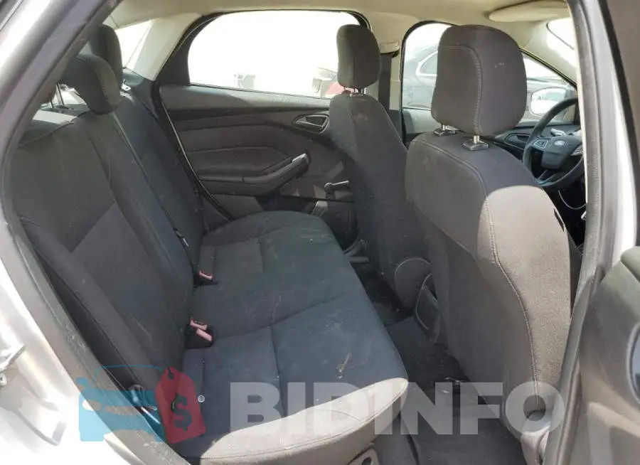 1FADP3E21GL212414 Photo# 10