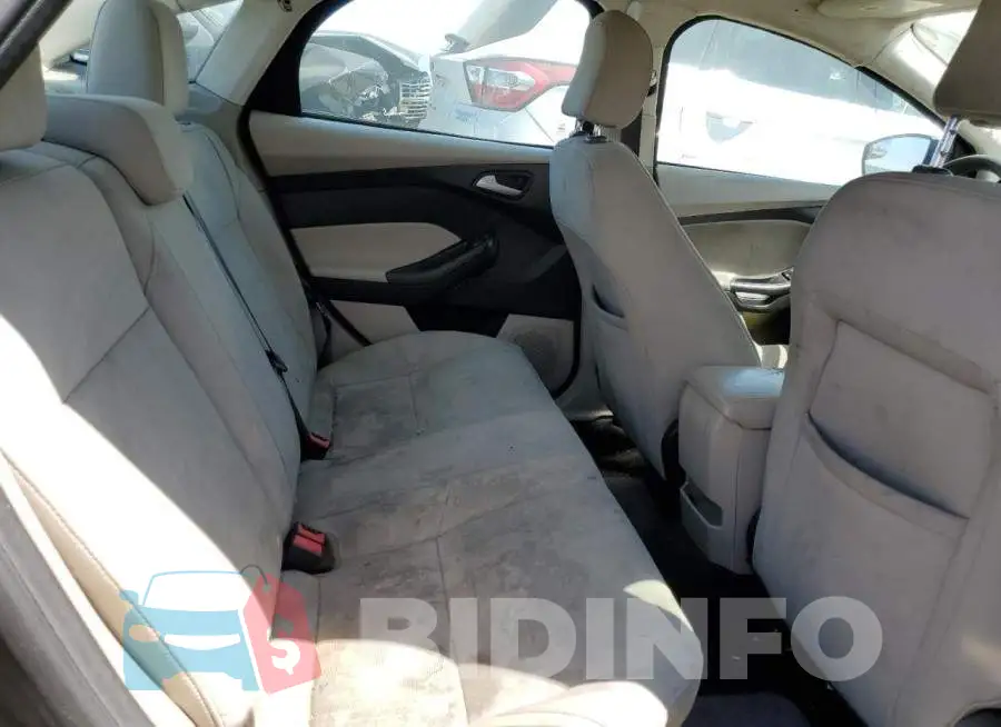 1FADP3F27FL209756 Photo# 10