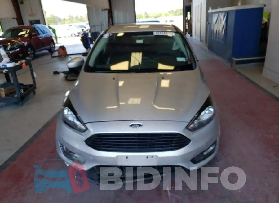 1FADP3FE4JL301054 Photo# 5