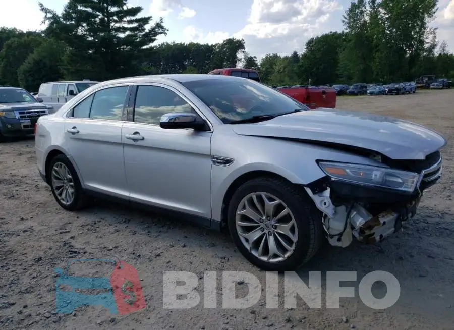 1FAHP2F84EG113834 Photo# 4