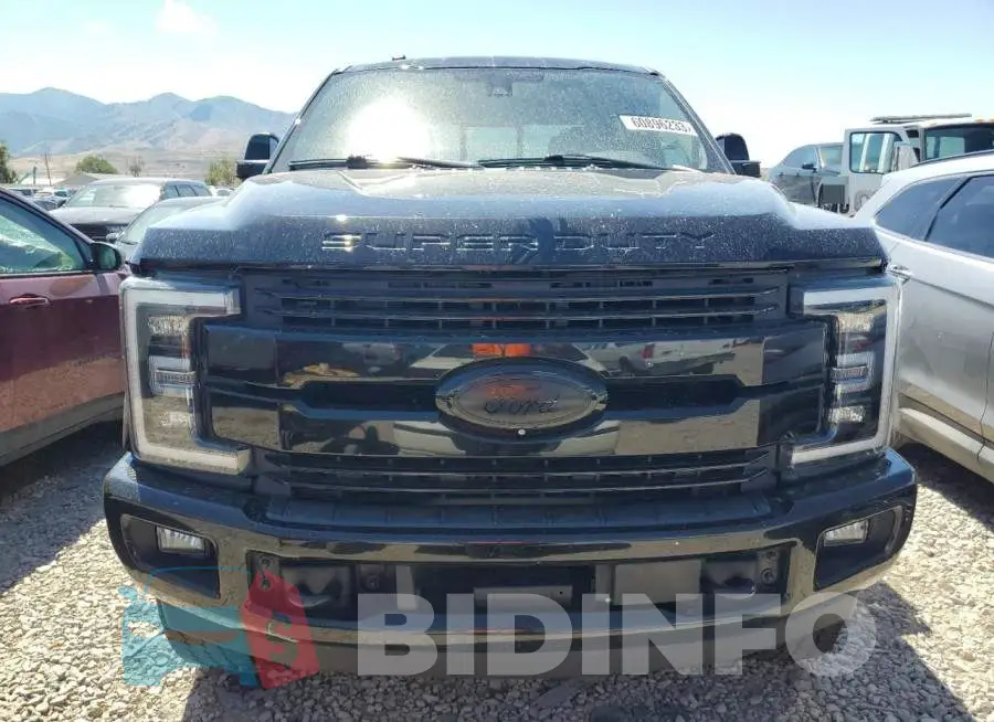 1FT7W2BT9JEB51228 Photo# 5