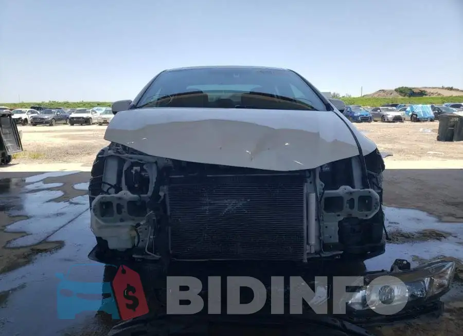 19XFB2F86EE000564 Photo# 5