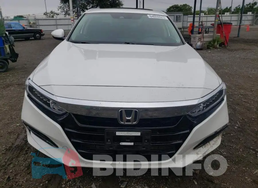 1HGCV1F52JA105014 Photo# 5