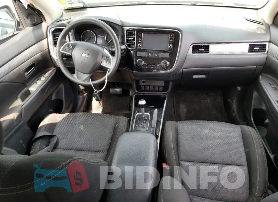 JA4AZ3A35JZ070816 Photo# 8