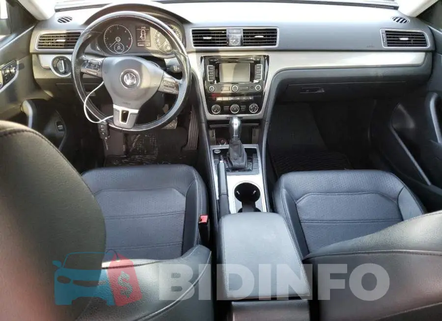 1VWBN7A38EC108669 Photo# 8